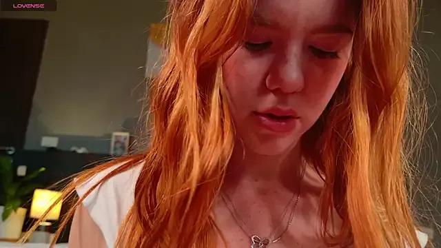 Photos of Teya_New from StripChat is Freechat