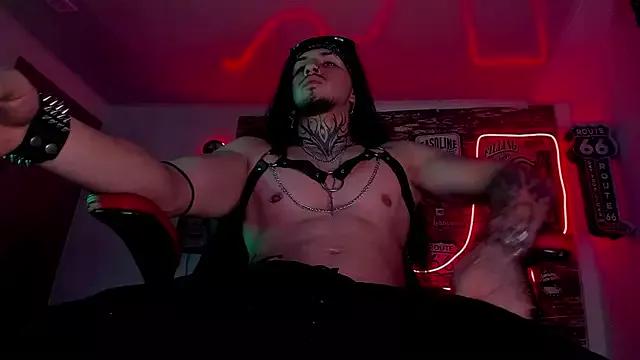 Unleash your urge for fetish cams livestreamers with our pick of steaming hot models, versed in the art of seduction and indulgence.