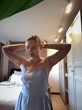 Unleash your urge for fetish cams livestreamers with our pick of steaming hot models, versed in the art of seduction and indulgence.