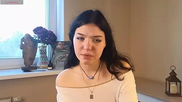 TheaGoldsworthy from StripChat is Freechat