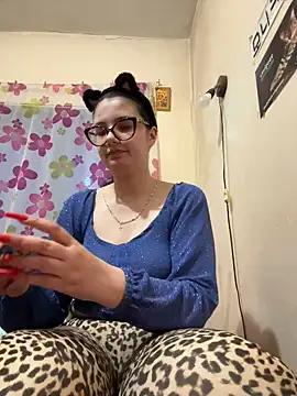 Photos of TheBlondeKitty from StripChat is Freechat