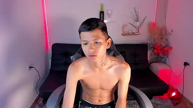 Unleash your urge for fetish cams livestreamers with our pick of steaming hot models, versed in the art of seduction and indulgence.