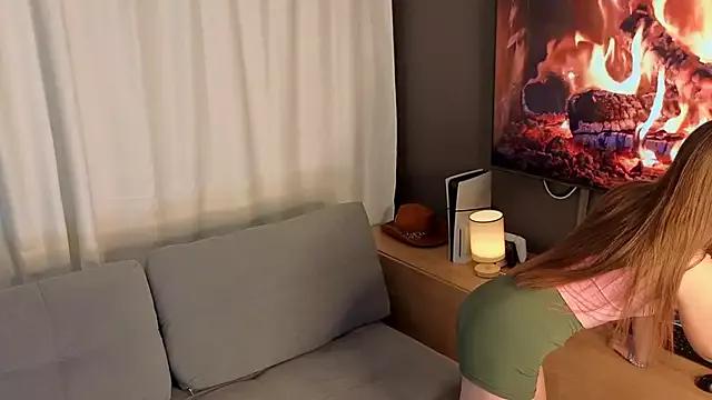 Unleash your urge for fetish cams livestreamers with our pick of steaming hot models, versed in the art of seduction and indulgence.