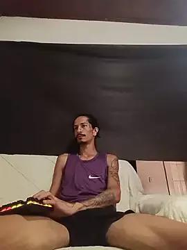 theyllorwillian from StripChat is Freechat