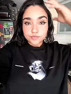 Tinablakee_ from StripChat is Freechat