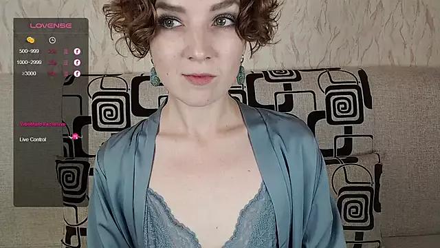 TinaWince from StripChat is Freechat
