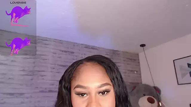TinnaCobb from StripChat is Freechat