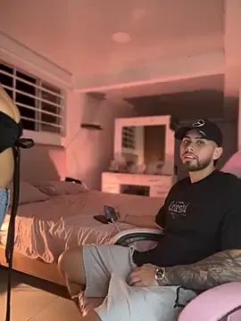 Unleash your urge for fetish cams livestreamers with our pick of steaming hot models, versed in the art of seduction and indulgence.