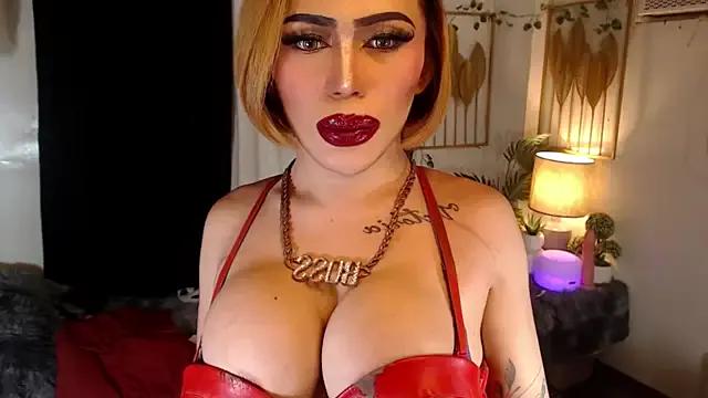 Unleash your urge for fetish cams livestreamers with our pick of steaming hot models, versed in the art of seduction and indulgence.