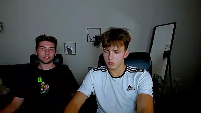 Unleash your urge for fetish cams livestreamers with our pick of steaming hot models, versed in the art of seduction and indulgence.