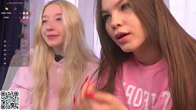 Unleash your urge for fetish cams livestreamers with our pick of steaming hot models, versed in the art of seduction and indulgence.