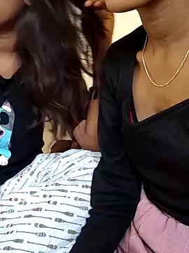 Unleash your urge for fetish cams livestreamers with our pick of steaming hot models, versed in the art of seduction and indulgence.