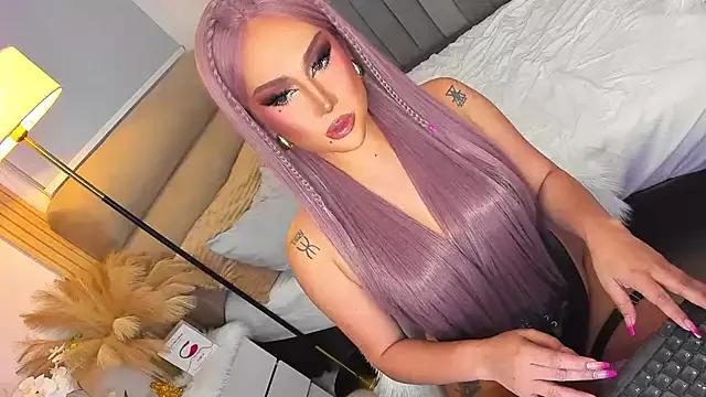 Unleash your urge for fetish cams livestreamers with our pick of steaming hot models, versed in the art of seduction and indulgence.