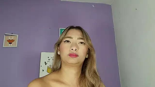 Unleash your urge for fetish cams livestreamers with our pick of steaming hot models, versed in the art of seduction and indulgence.