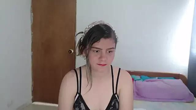 ValeAmayaa from StripChat is Freechat