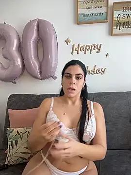 valecruz903 from StripChat is Freechat