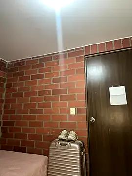 valentina_herrrera from StripChat is Freechat