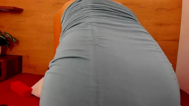 Unleash your urge for fetish cams livestreamers with our pick of steaming hot models, versed in the art of seduction and indulgence.