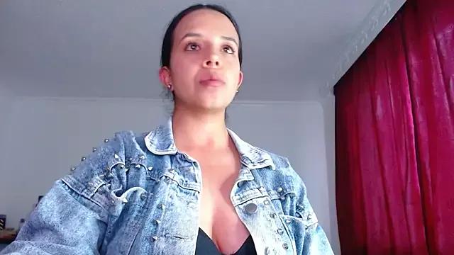 VALERY_MEER from StripChat is Freechat