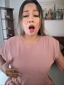 Unleash your urge for fetish cams livestreamers with our pick of steaming hot models, versed in the art of seduction and indulgence.