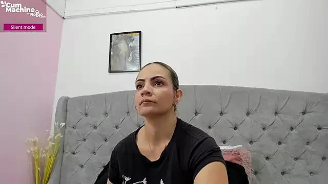 Unleash your urge for fetish cams livestreamers with our pick of steaming hot models, versed in the art of seduction and indulgence.