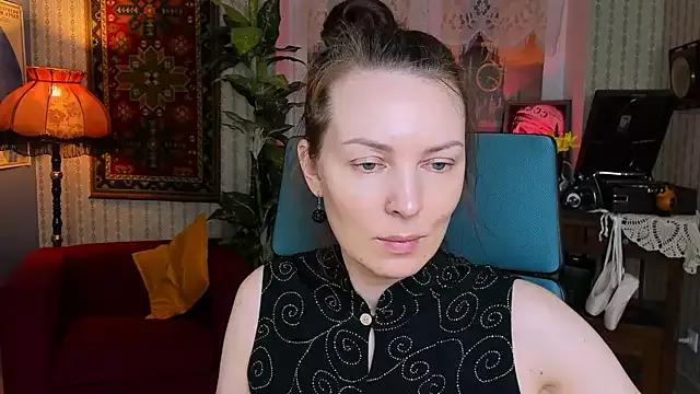 VandaRossi from StripChat is Freechat