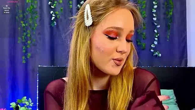 Unleash your urge for fetish cams livestreamers with our pick of steaming hot models, versed in the art of seduction and indulgence.