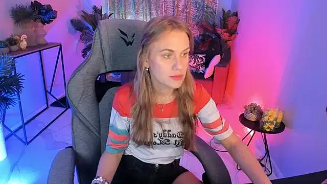 Unleash your urge for fetish cams livestreamers with our pick of steaming hot models, versed in the art of seduction and indulgence.