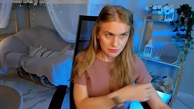 VanessaMates from StripChat is Freechat