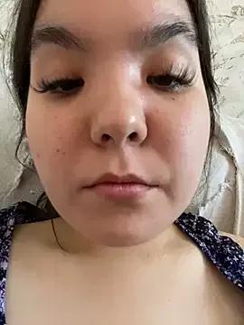 Var_Kiss from StripChat is Freechat