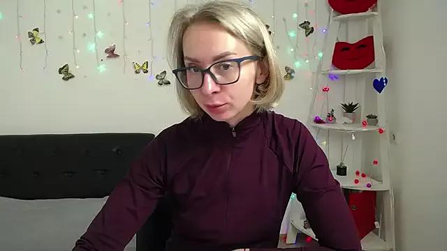 Unleash your urge for fetish cams livestreamers with our pick of steaming hot models, versed in the art of seduction and indulgence.
