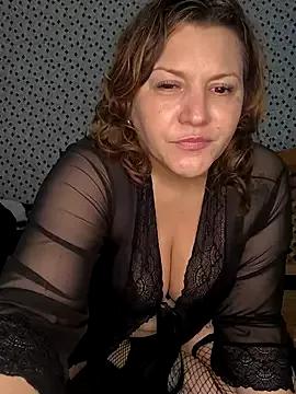 veludolunar from StripChat is Freechat