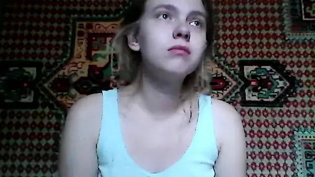 venus_in_flames from StripChat is Freechat