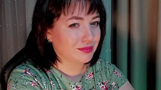 Victoria_Di from StripChat is Freechat