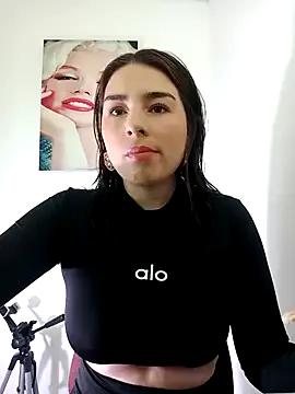 VictoriaMolina from StripChat is Freechat