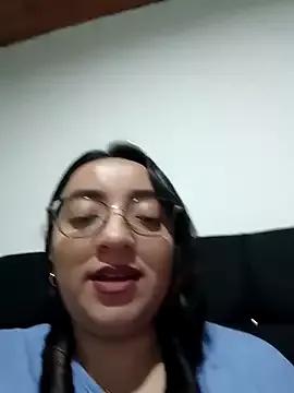 Viiolet_Rosse from StripChat is Freechat