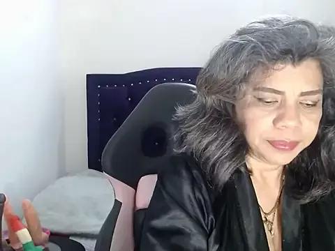 Unleash your urge for fetish cams livestreamers with our pick of steaming hot models, versed in the art of seduction and indulgence.