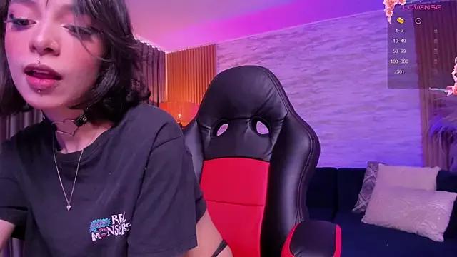 violet_lawrence from StripChat is Freechat