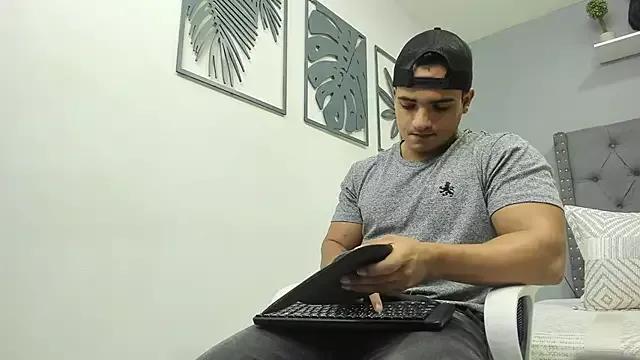 Unleash your urge for fetish cams livestreamers with our pick of steaming hot models, versed in the art of seduction and indulgence.