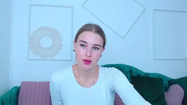 Violeta_blush from StripChat is Freechat