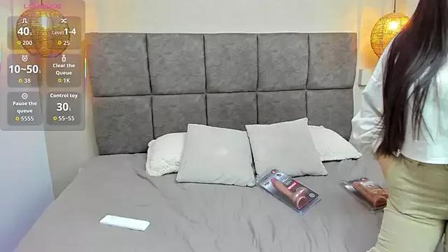 violeta_walton from StripChat is Freechat