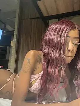 Unleash your urge for fetish cams livestreamers with our pick of steaming hot models, versed in the art of seduction and indulgence.