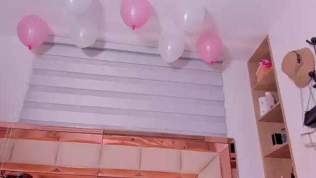 Unleash your urge for fetish cams livestreamers with our pick of steaming hot models, versed in the art of seduction and indulgence.