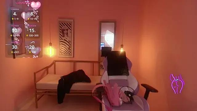Violetta_Suky from StripChat is Freechat