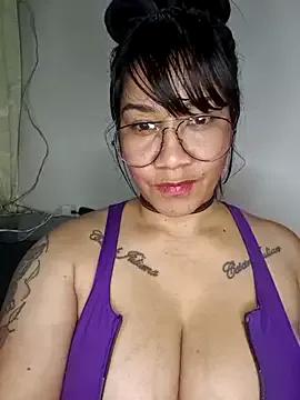 violettaa_millerss from StripChat is Freechat