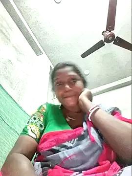 vipmonalisha from StripChat is Freechat