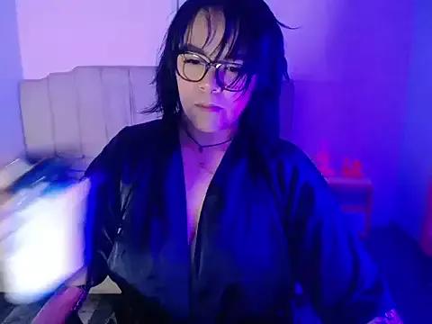 Unleash your urge for fetish cams livestreamers with our pick of steaming hot models, versed in the art of seduction and indulgence.