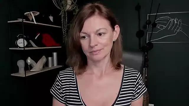 Unleash your urge for fetish cams livestreamers with our pick of steaming hot models, versed in the art of seduction and indulgence.