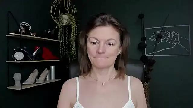 Unleash your urge for fetish cams livestreamers with our pick of steaming hot models, versed in the art of seduction and indulgence.