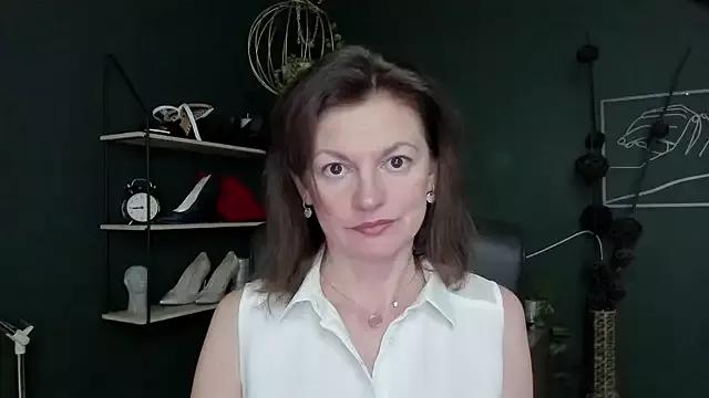 VivianWILD from StripChat is Freechat